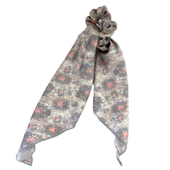 Anthropologie Hair Scarf Scrunchie Gray Pink Floral Pattern - Picture 2 of 11